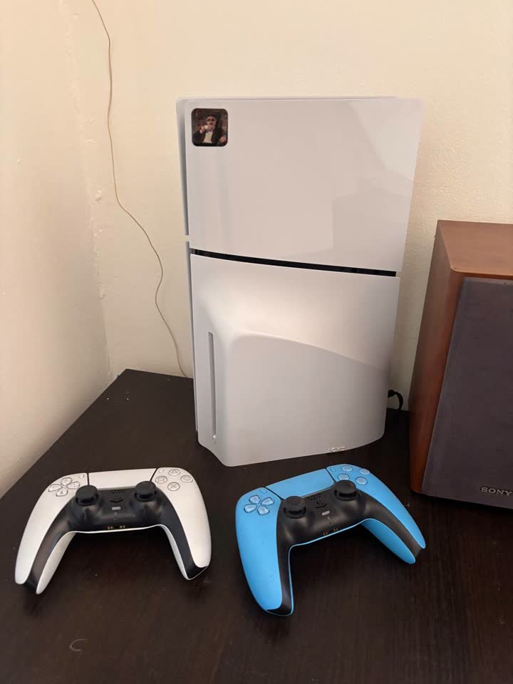PlayStation 5 Slim sa disk jedinicom