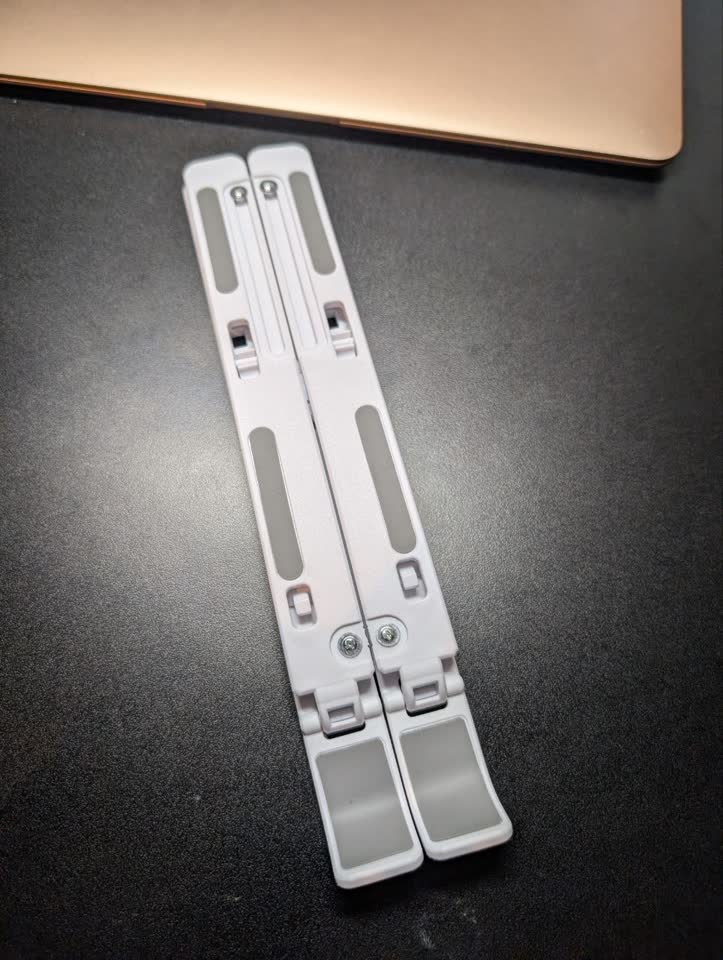 Postolje za laptop