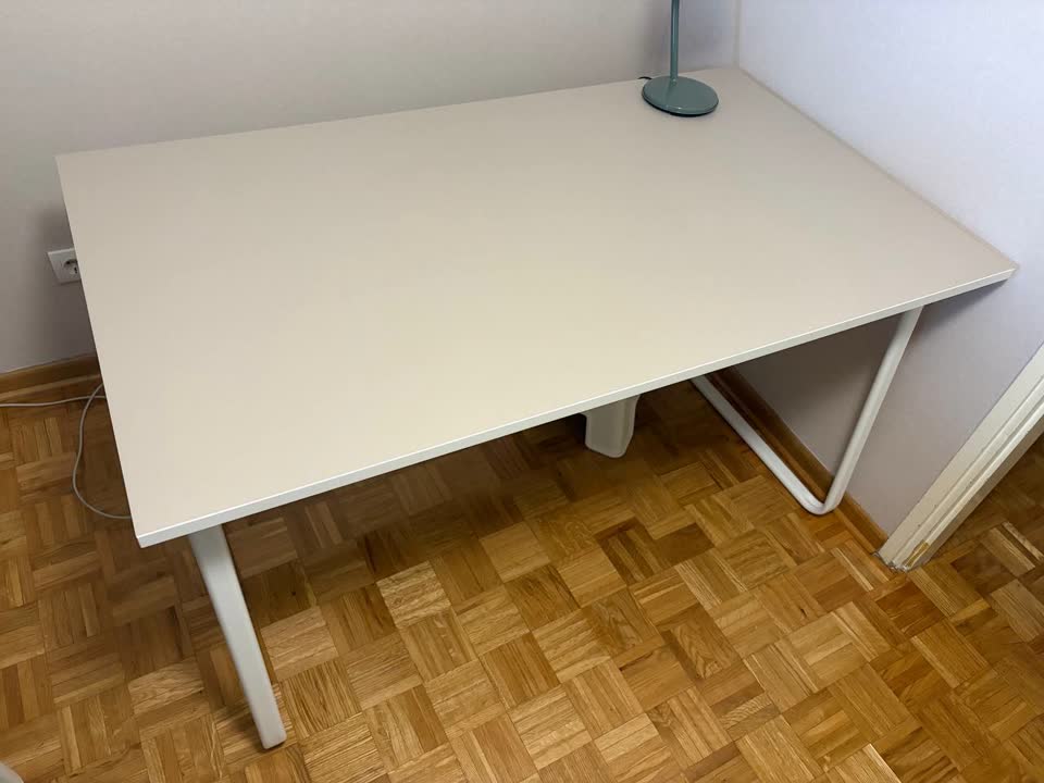 Стол IKEA 2шт.