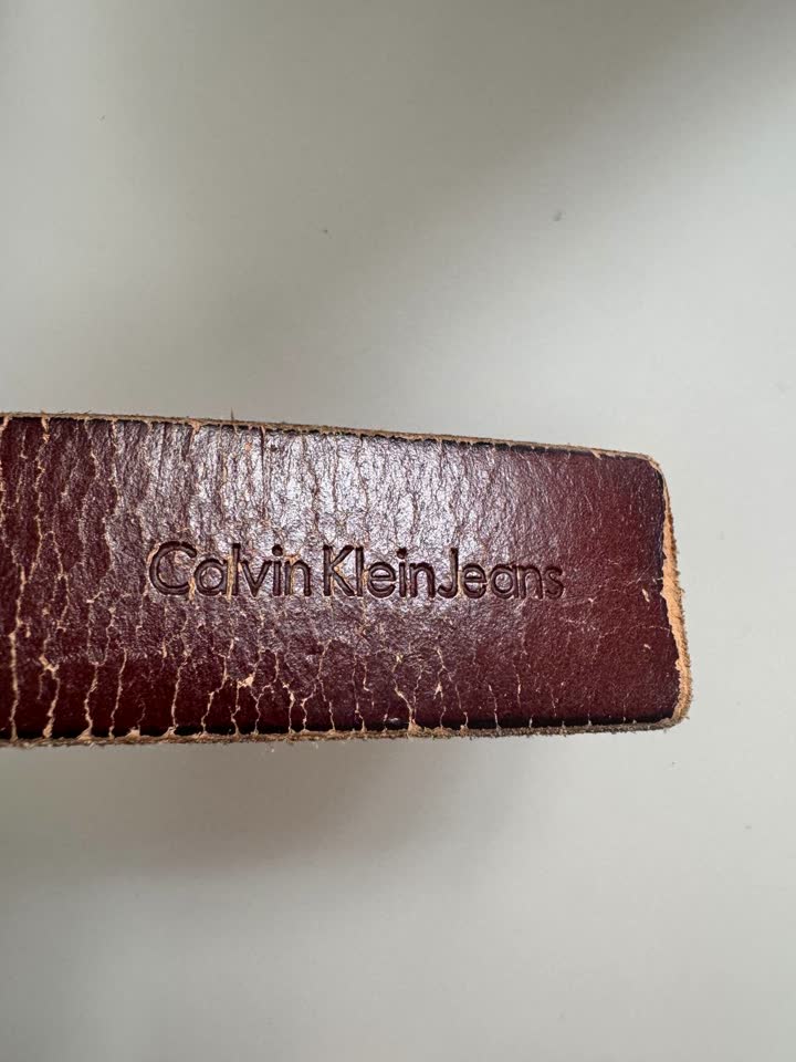 Продаю кожаный мужской ремень Calvin Klein Jeans