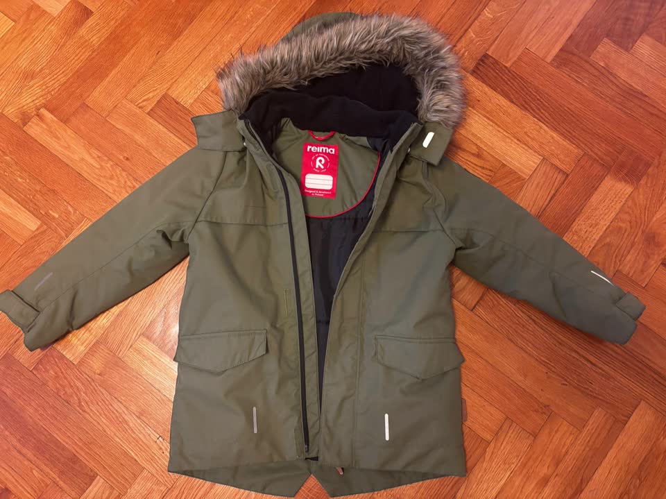 Парка Reima 122-128 и зимняя куртка Zara 120