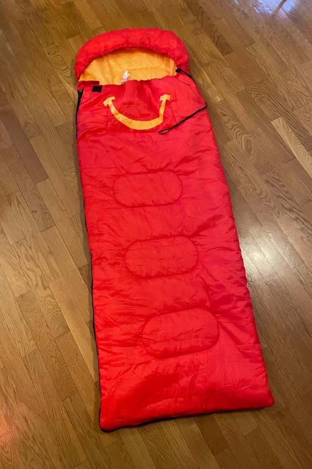 Vreća za spavanje od McDonald'sa, dvostrana