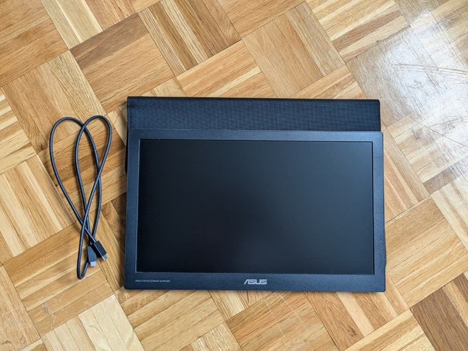 Prenosivi monitor Asus MB169c+