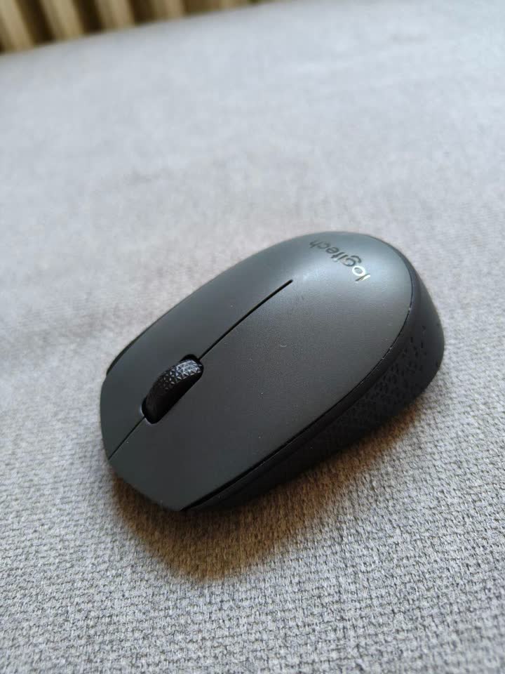 Продам беспроводную мышку LOGITECH M170