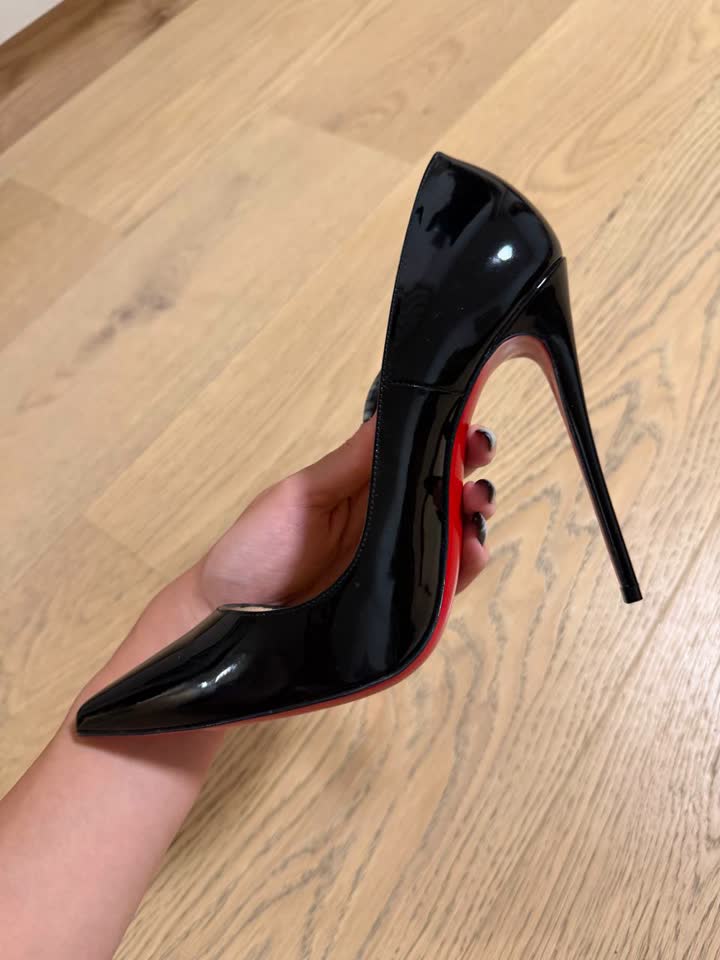 Louboutin So Kate 120 mm Pumps