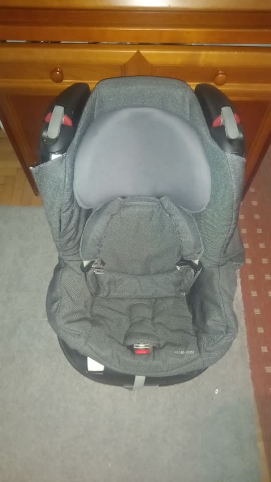 Prodajem dečje auto-sedište Maxi-Cosi Rubi
