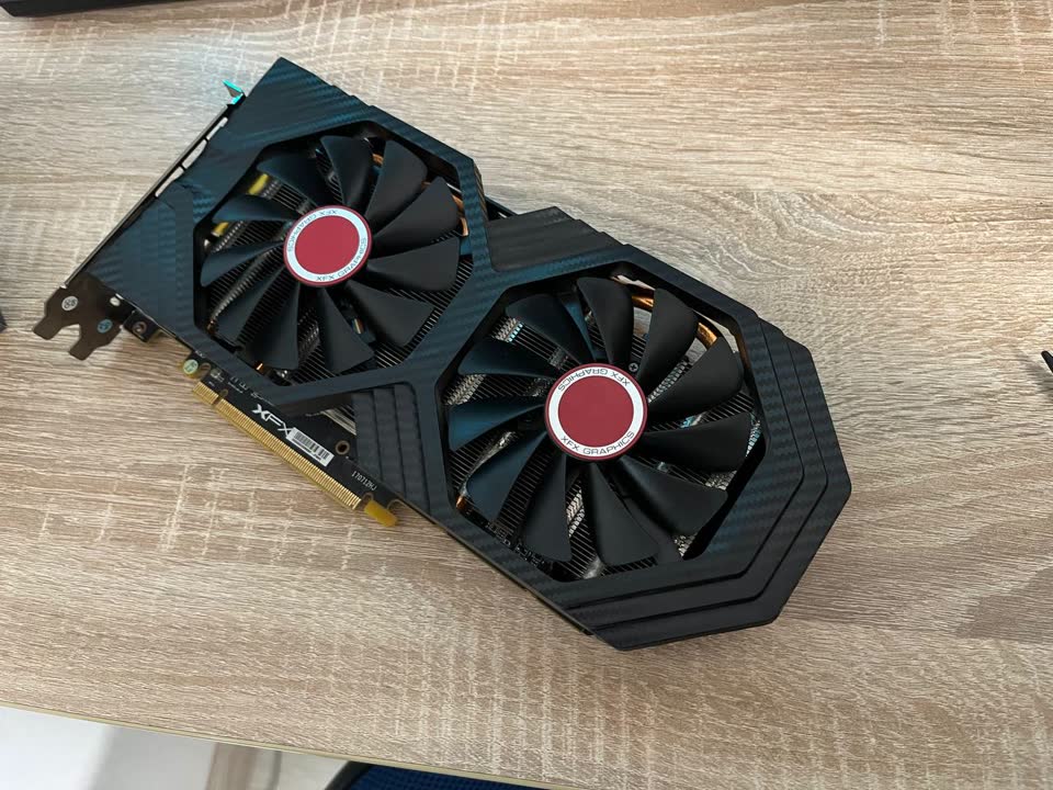 Prodajem grafičku karticu RX 580 8GB