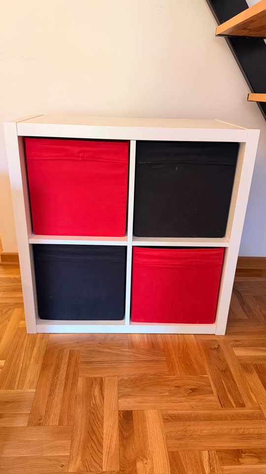 Komoda + kutije za odlaganje IKEA, postoje manji nedostaci