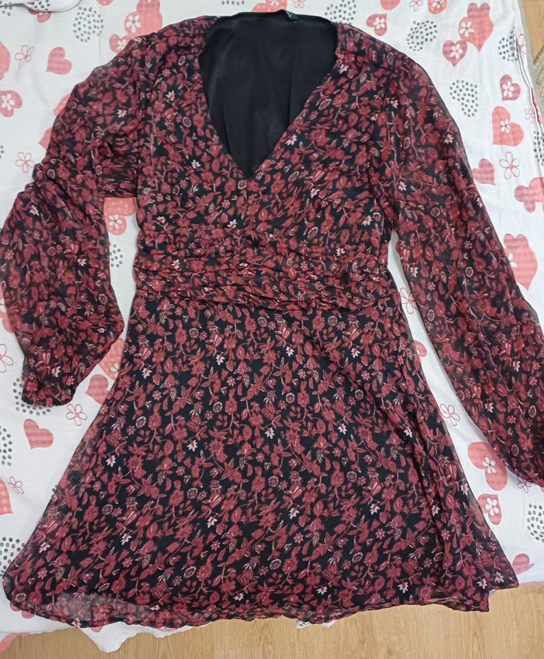 Платье Stradivarius