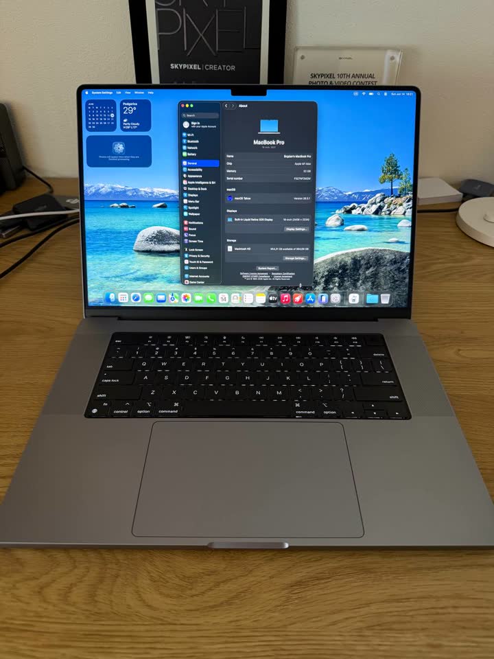 MacBook Pro 16" M1 Max 32-core GPU, 32GB RAM, 1TB