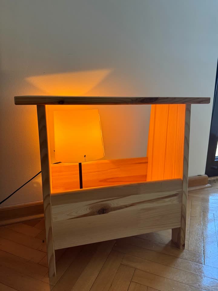 Stočić IKEA PERJOHAN