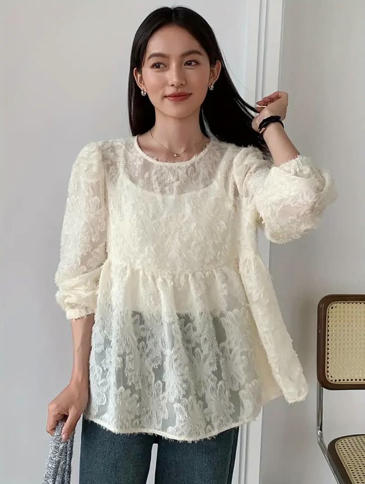 Mlečna bluza