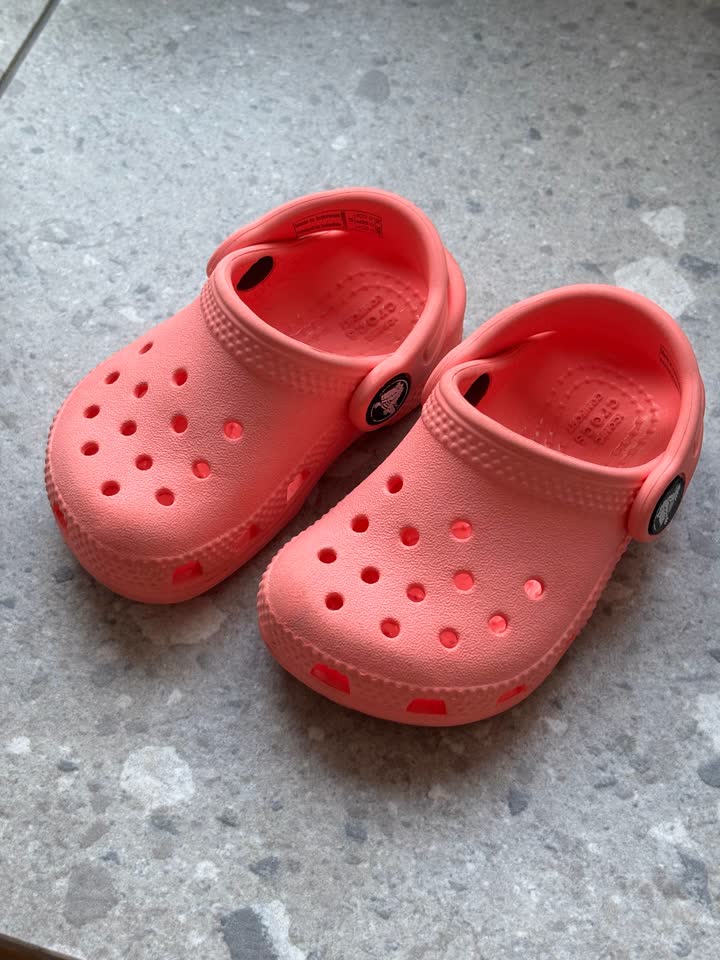 Prve crocs 🥹