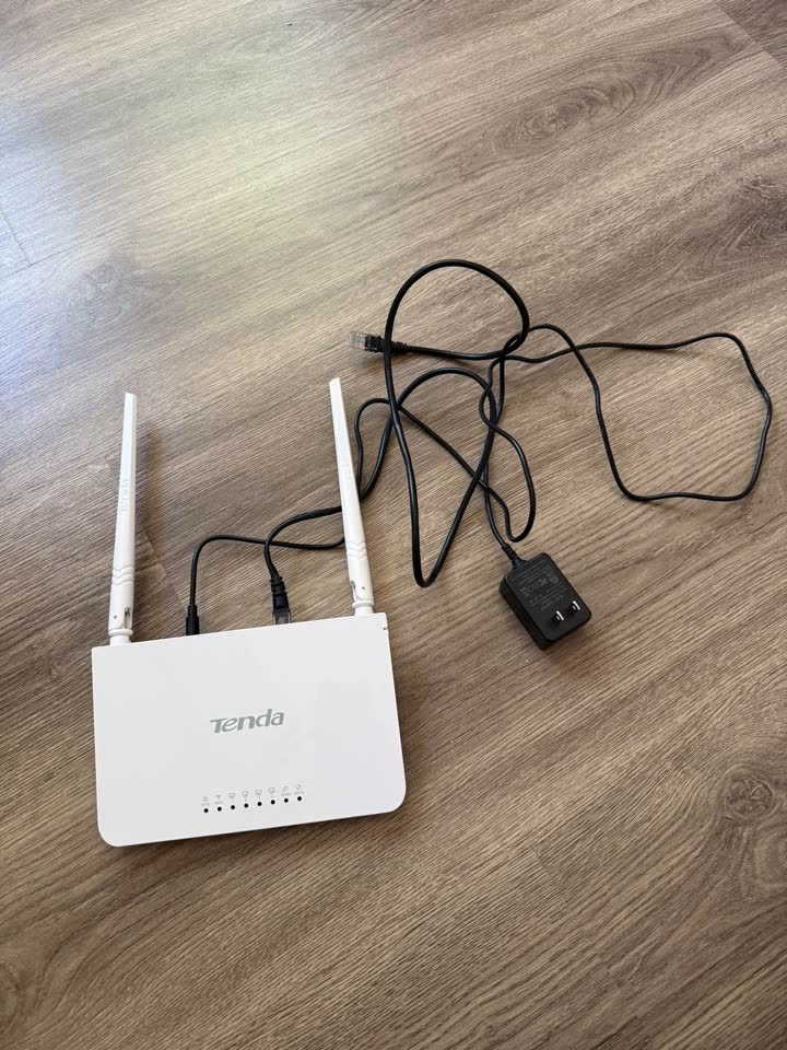 Беспроводной Wi‑Fi роутер Tenda