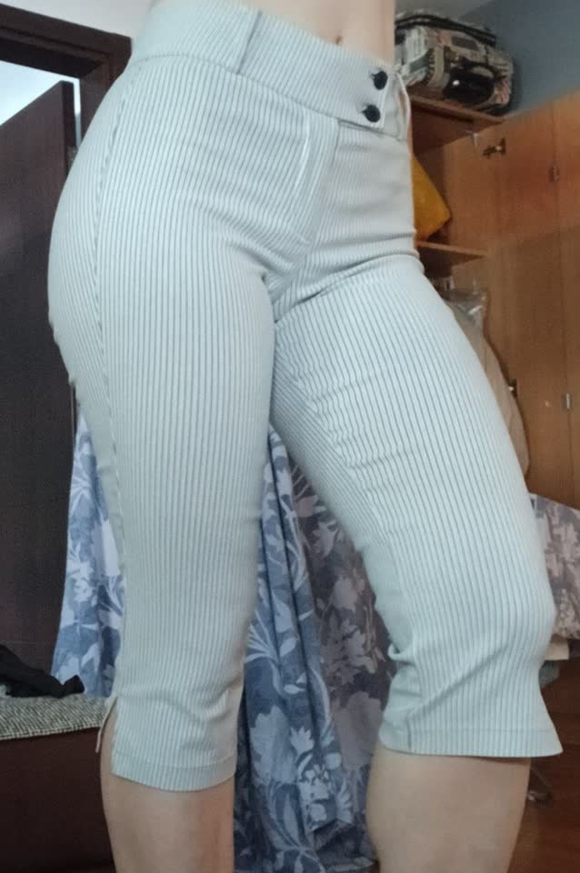 Капри Bershka