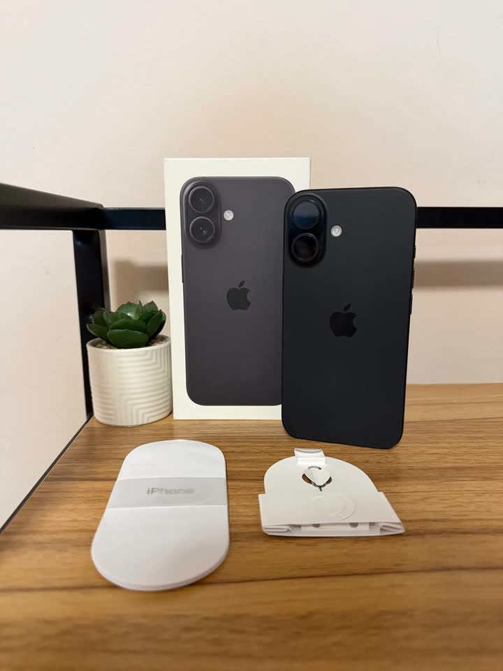 iPhone 16 Black, 128 GB