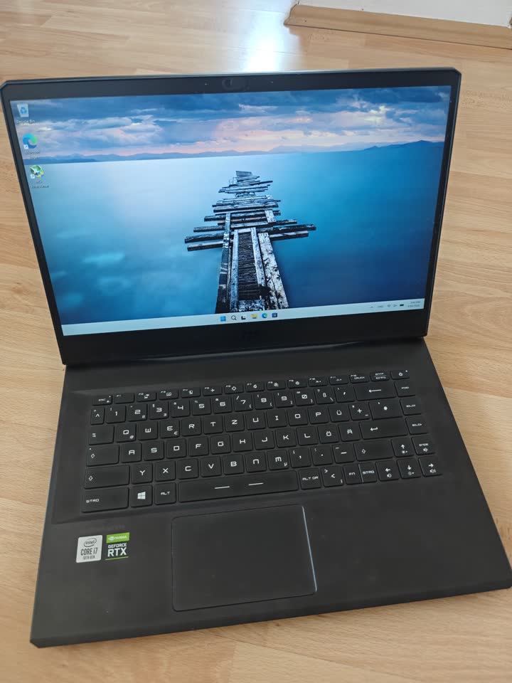 Prodajem laptop MSI