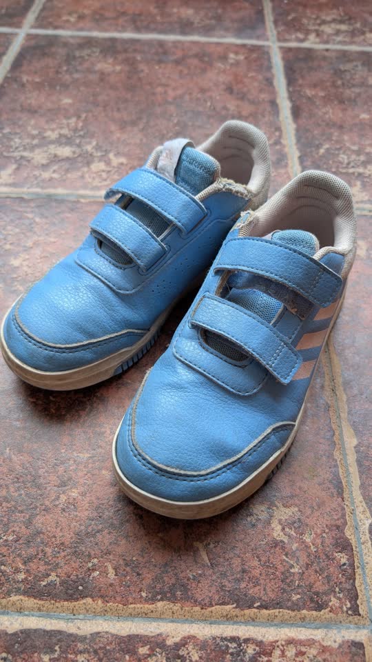 Patike Adidas i Nike
