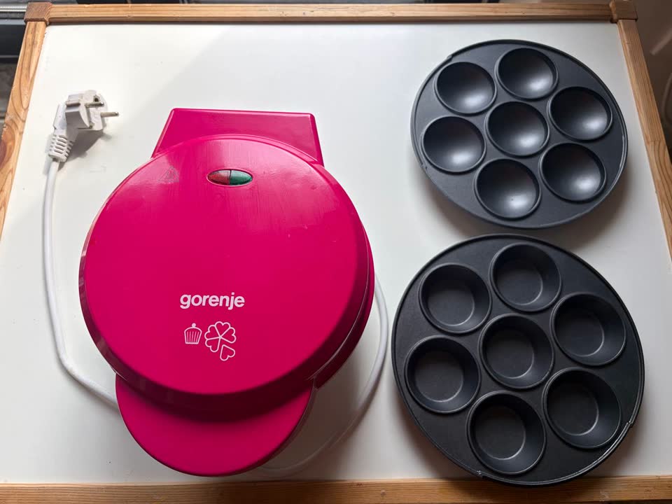Вафельница Gorenje