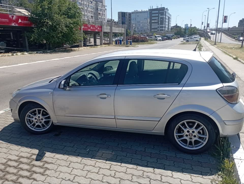 Opel Astra H