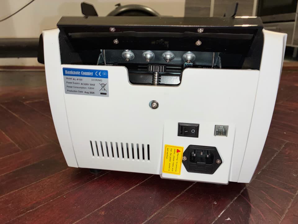 Счётчик банкнот AL-6100