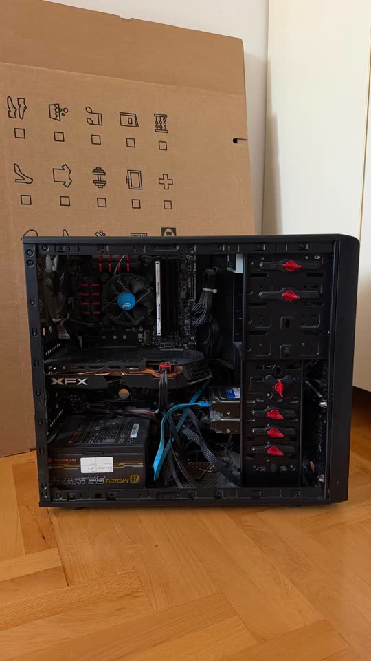 Prodajem gejmerski PC u dobrom stanju
