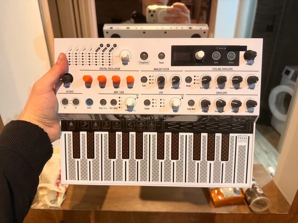 Sintisajzer Arturia MicroFreak Vocoder Edition
