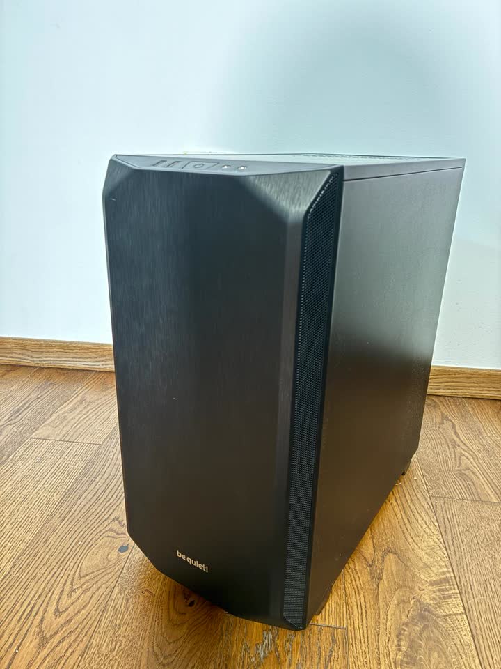 Tihi i pouzdani PC za posao i igre (Ryzen 5 3400G / 16GB / 500GB NVMe SSD / Wi‑Fi 6)