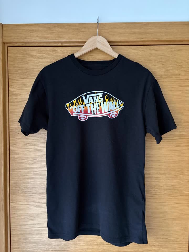 Футболка Vans