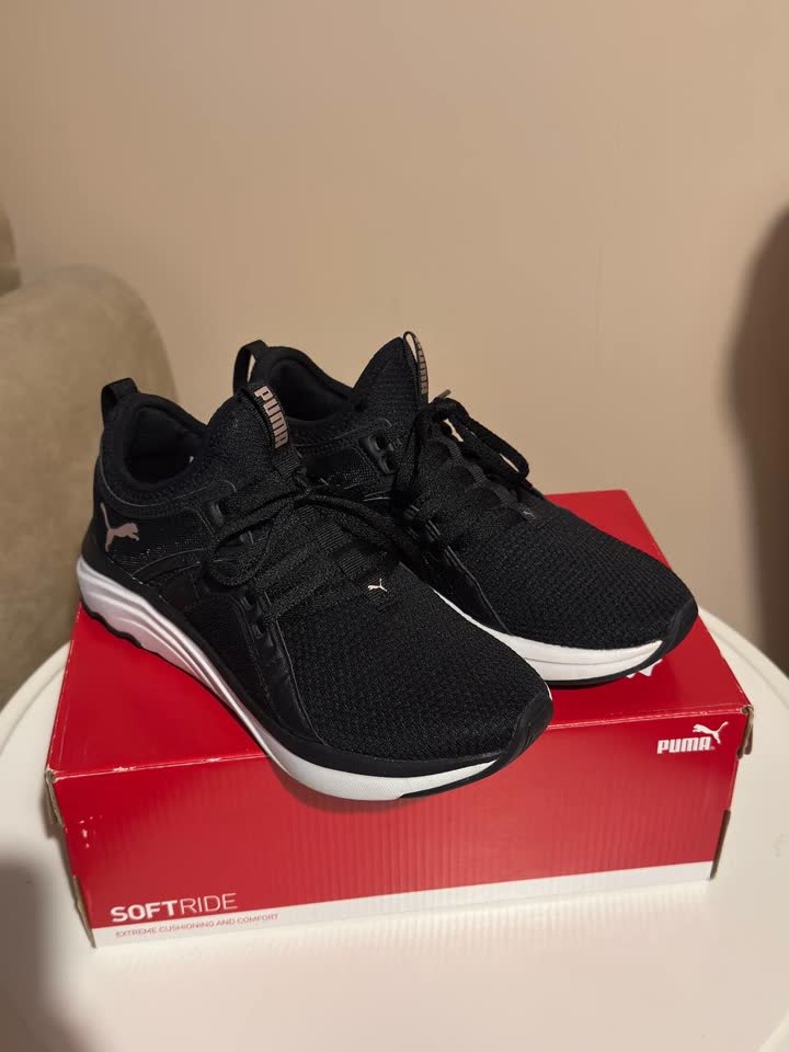 Prodajem Puma patike