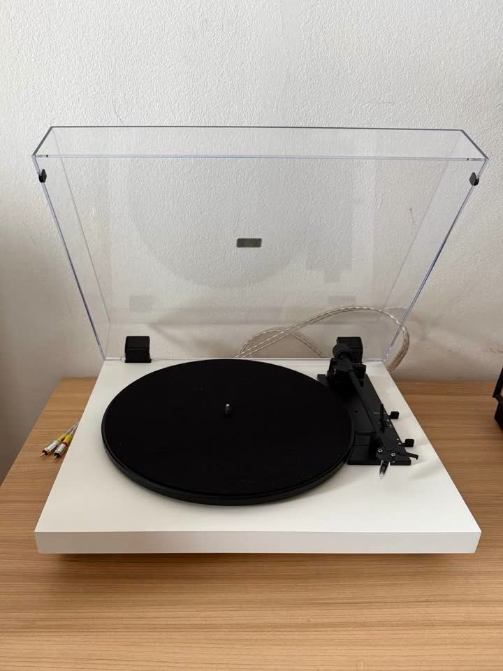 Виниловый комплект Pro-Ject в отличном состоянии