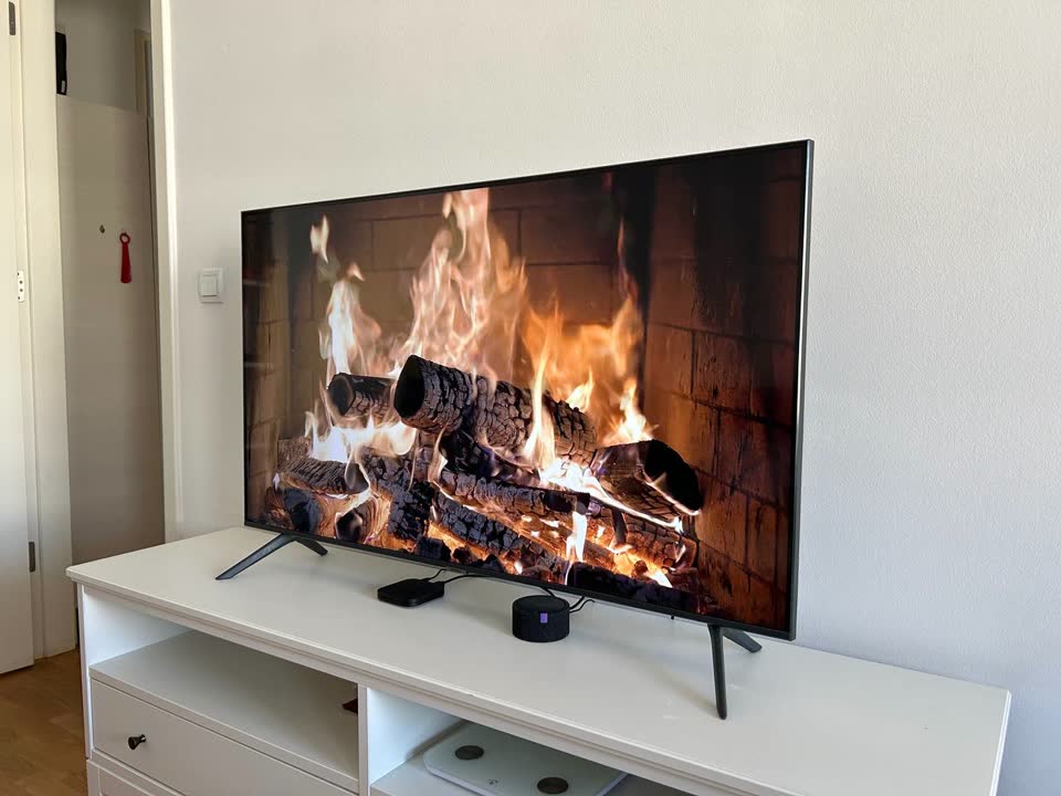 Samsung AU7000 50″ UHD 4K Smart TV