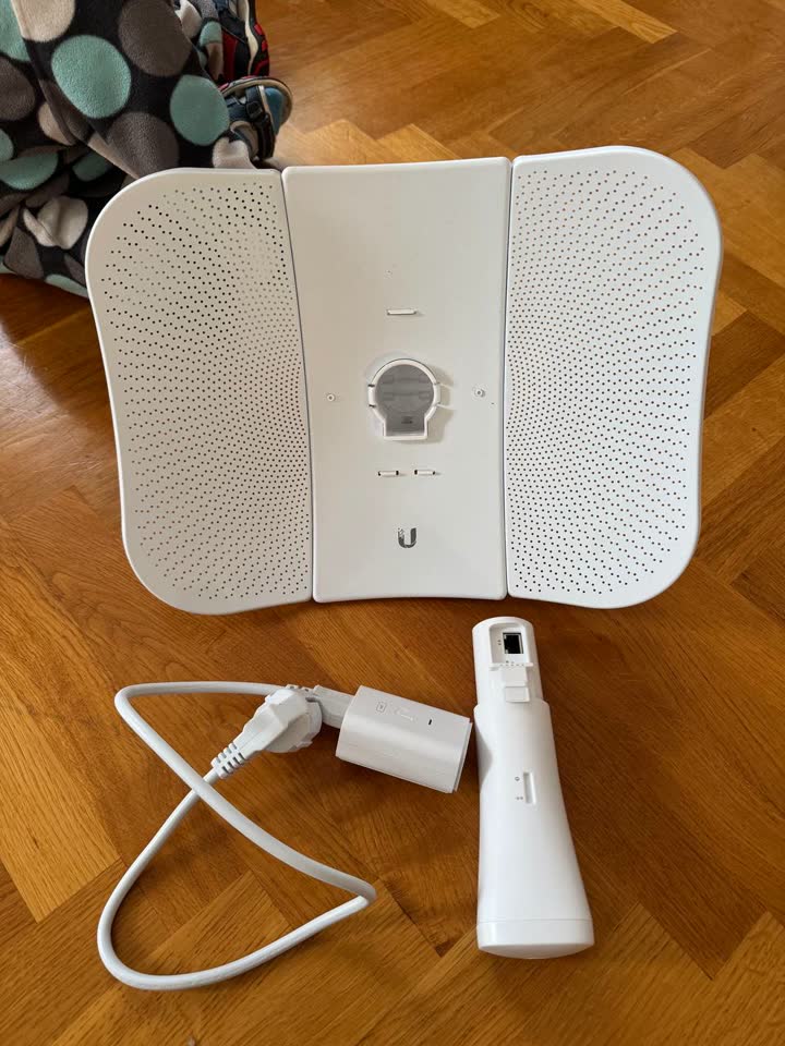 Wi-fi antena LiteBeam 5AC