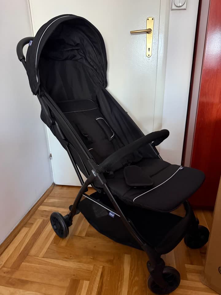 Абсолютно новая коляска Chicco Glee