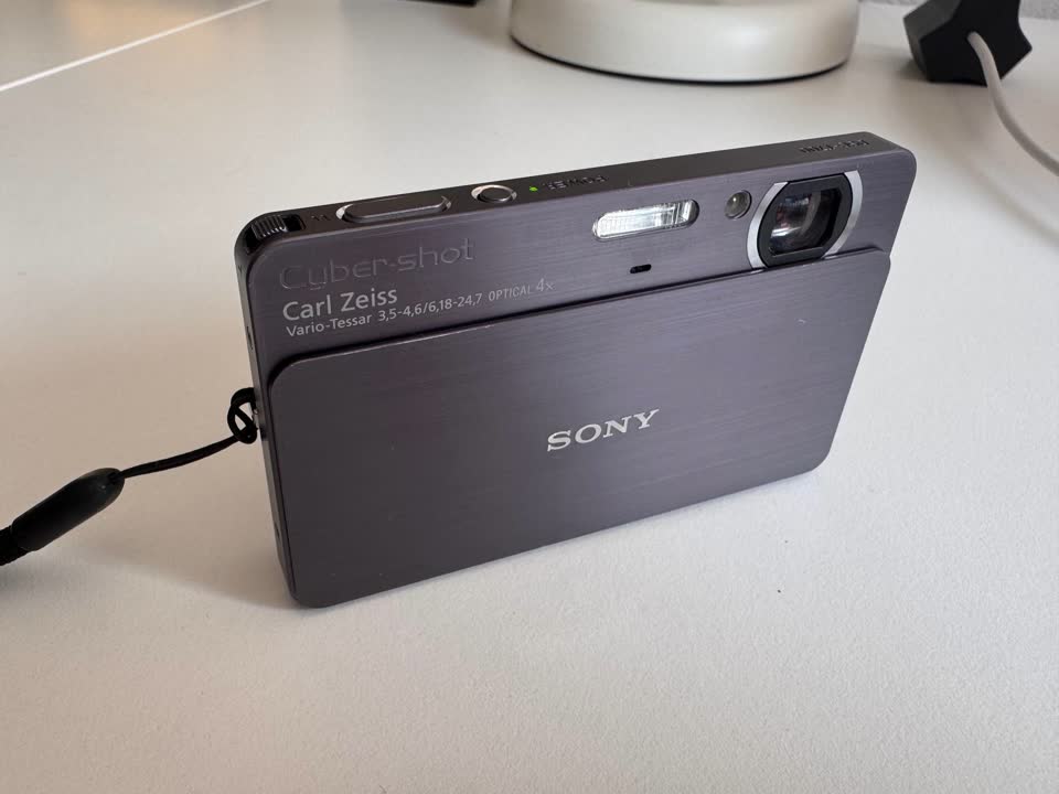 Sony Cyber-shot DSC T700