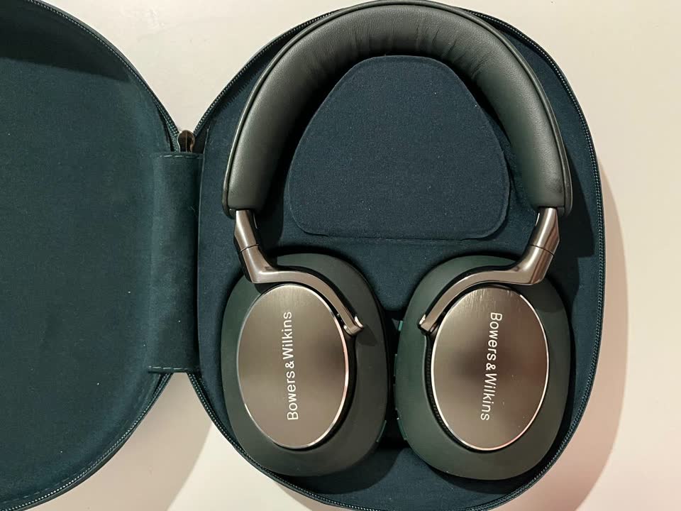 Наушники Bowers & Wilkins Px8