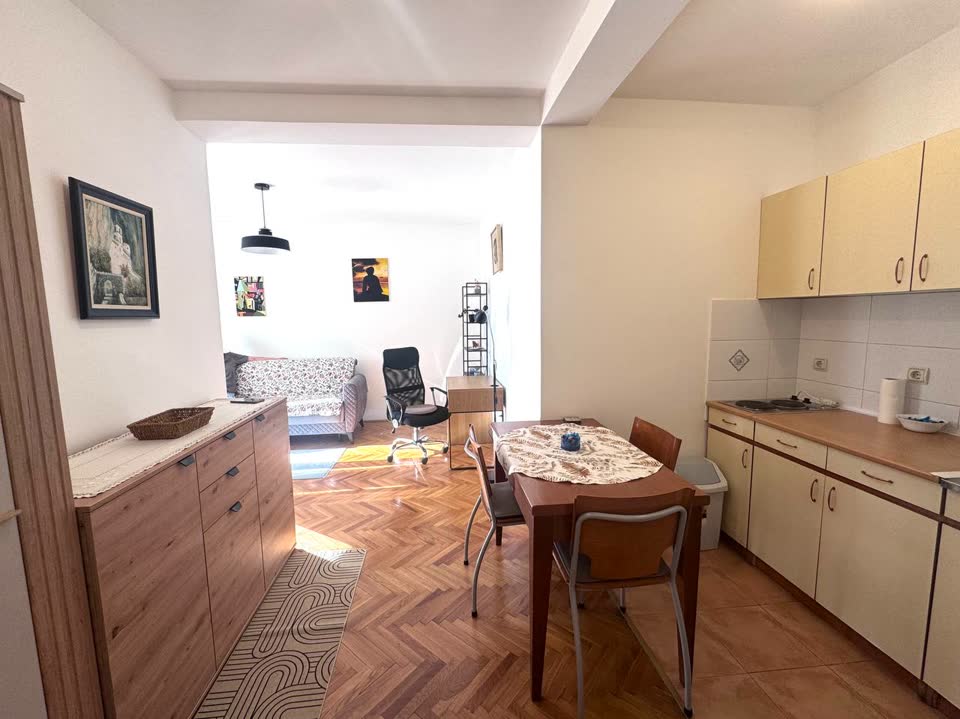 Сдаю студию в Нови-Саде, 30 м²