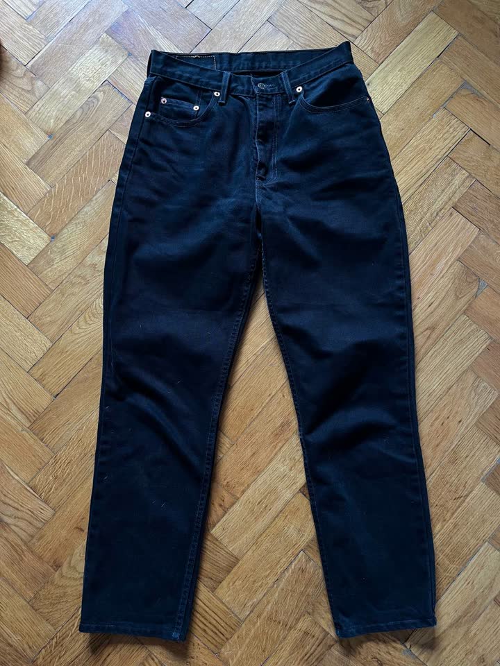 Levis 882