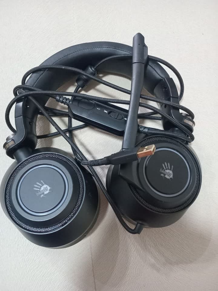 Продам Проводные наушники A4Tech Bloody G580