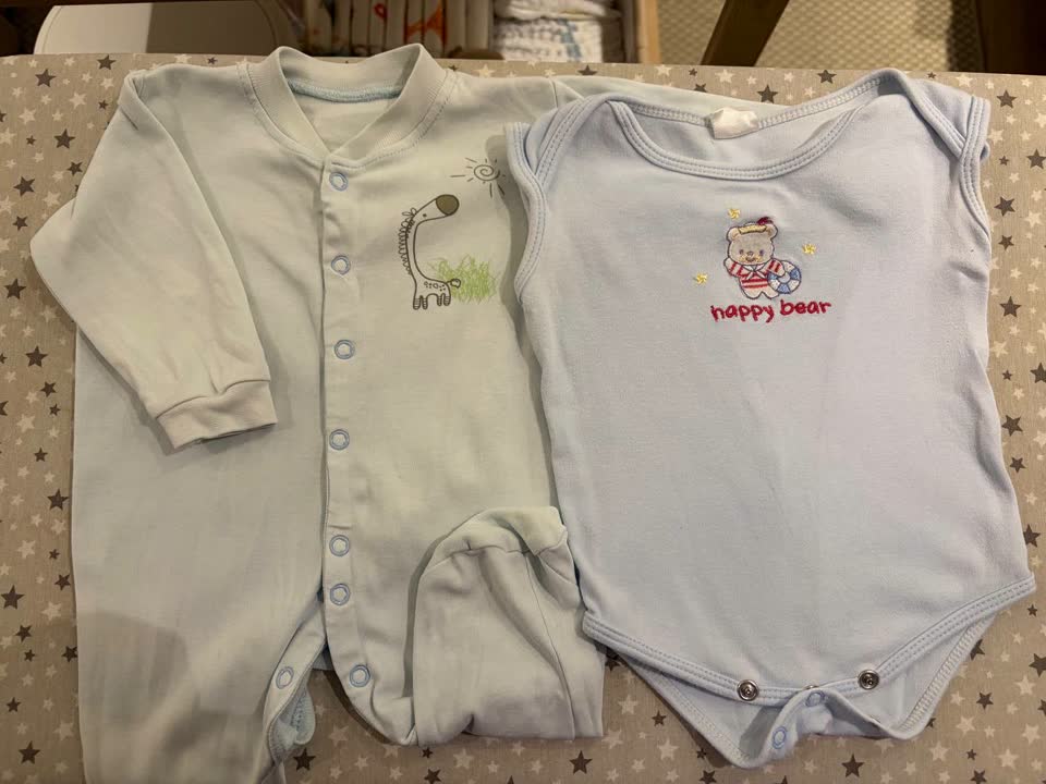 Paket stvari za prve mesece života bebe