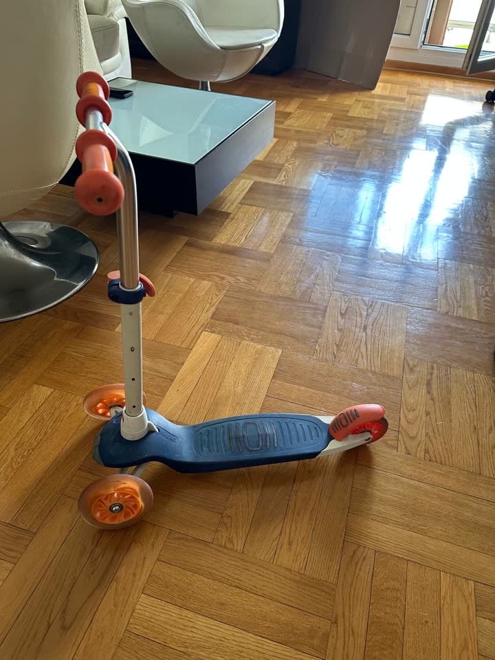 Trotinet iz Decathlon