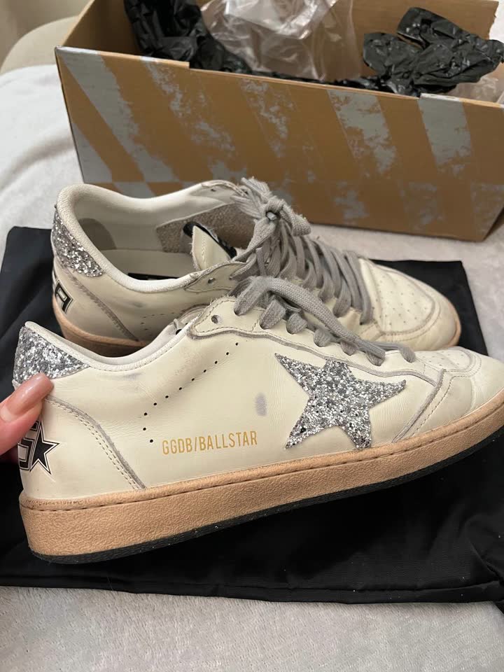 Golden Goose 39