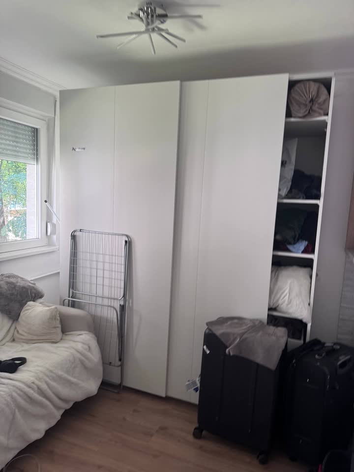 Шкаф IKEA PAX с раздвижными дверями