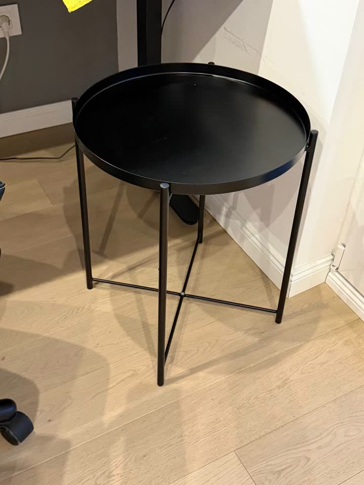 Столик-поднос IKEA GLADOM
