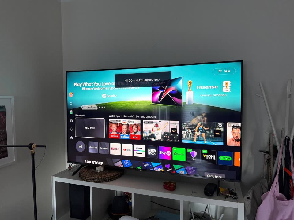 Продам телевизор Hisense 65" 144Гц