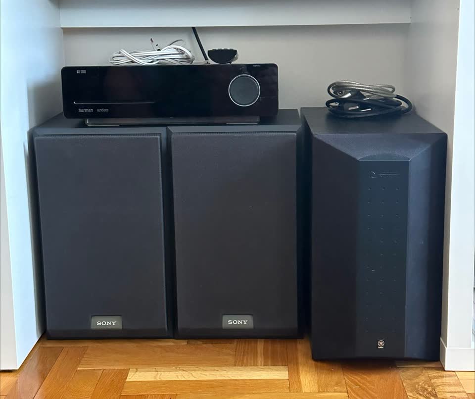 Prodajem akustični sistem Harman/Kardon HS 200 + zvučnici Sony + subwoofer Yamaha