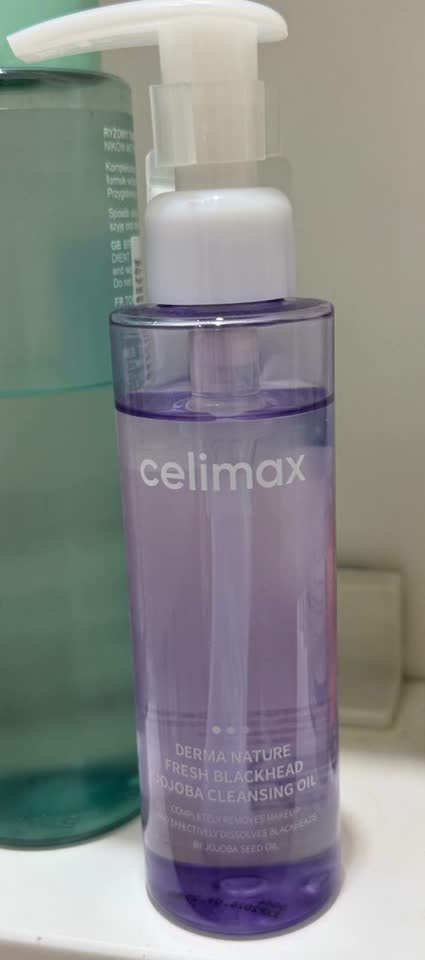 Нежное и лёгкое гидрофильное масло Celimax для снятия макияжа