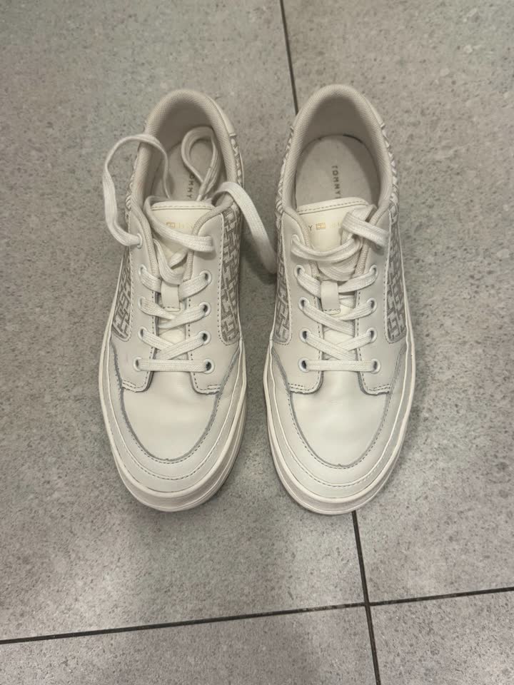 Женские кроссовки TOMMY HILFIGER
