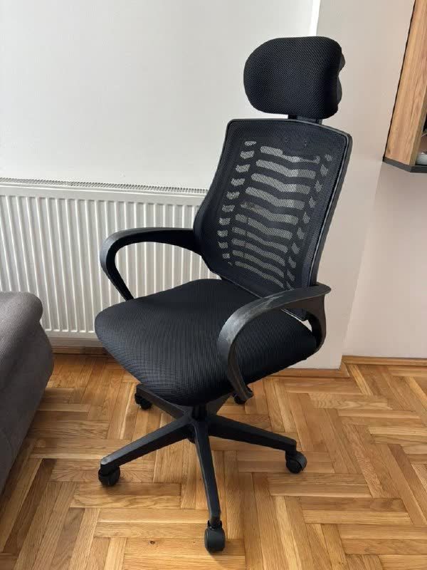 Kancelarijska stolica