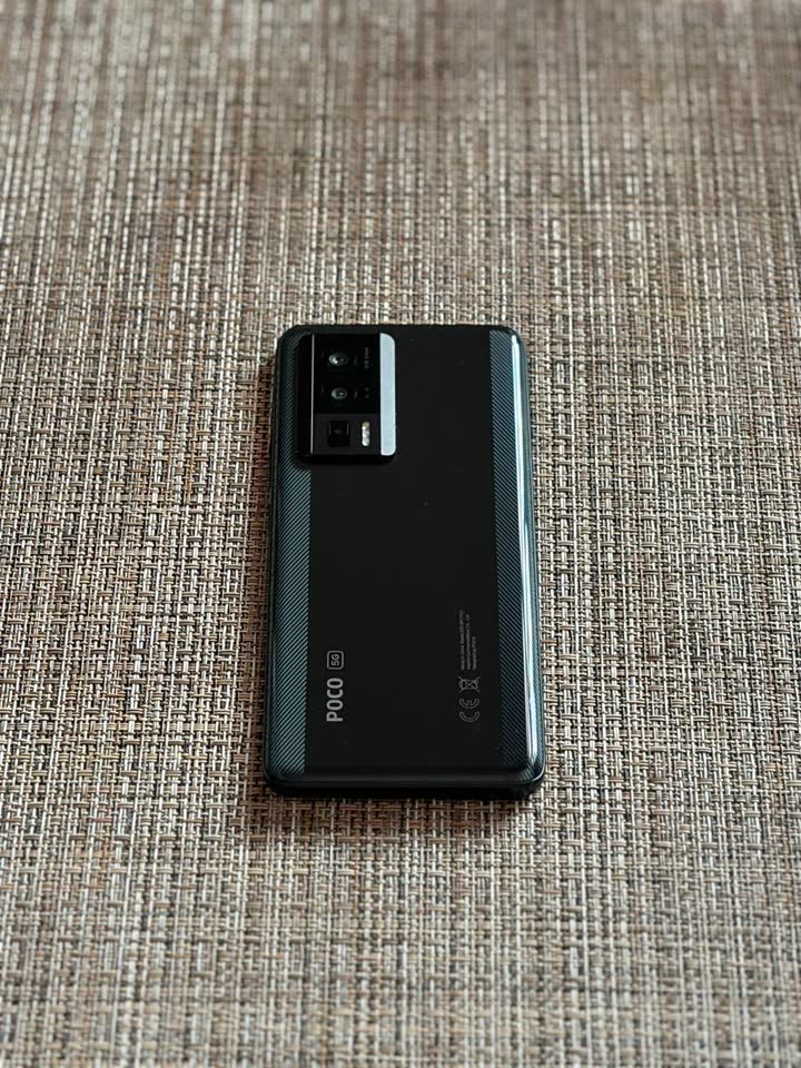 Poco F5 Pro 12/256GB — Odlično stanje